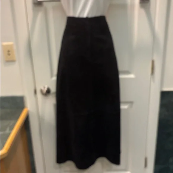 Vintage  Black Suede Straight Skirt from Lord & Taylor - Picture 2 of 5